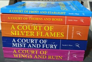 A Court of Thorns and Roses (5 book)