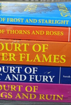 A Court of Thorns and Roses